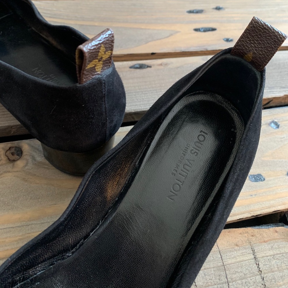 100% Authentic Louis Vuitton Women’s Heels!